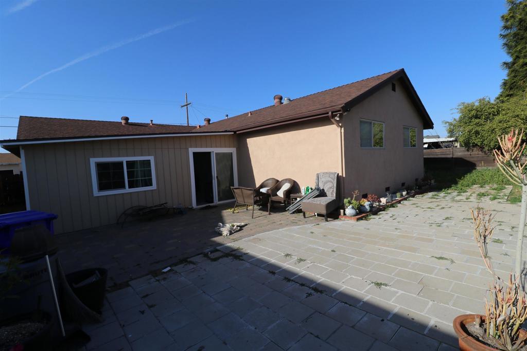 MLS #250025621SD img 0
