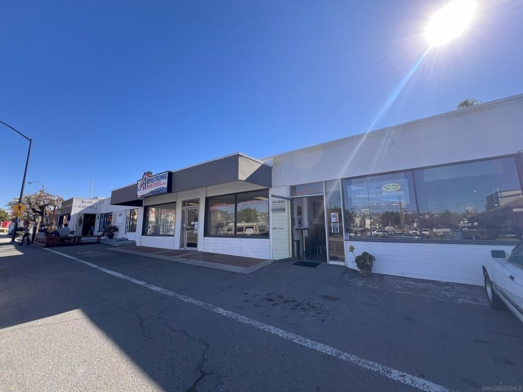 MLS #250025895SD image #0