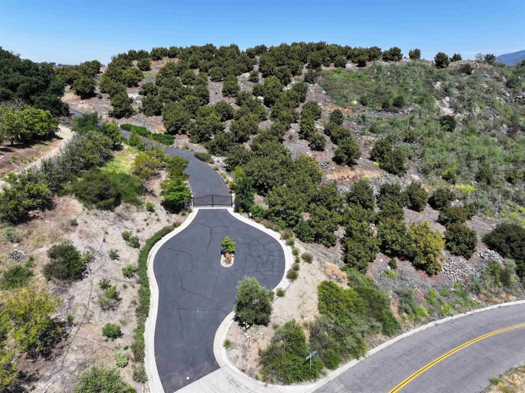 MLS #250026659SD image #0