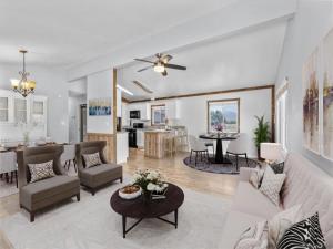 MLS #250026897SD image #0