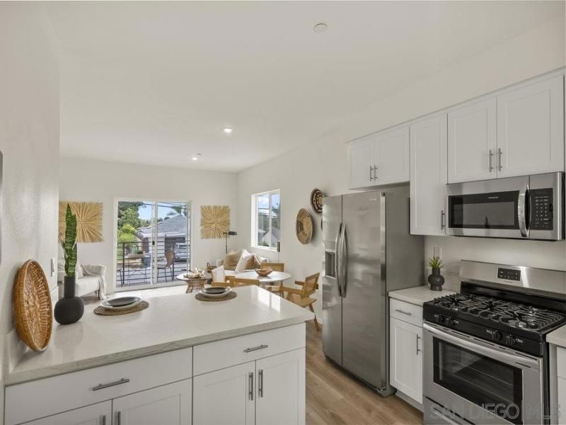 MLS #250026931SD image #0