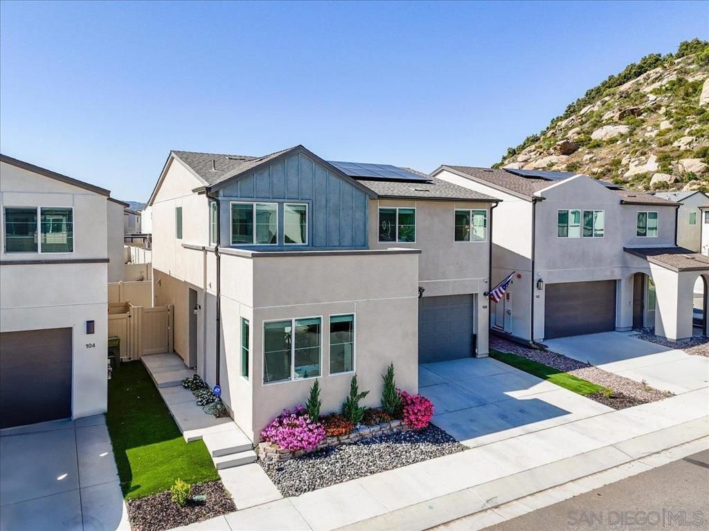 MLS #250028557SD image #0