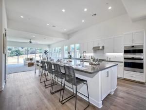 MLS #250028862SD image #0