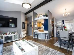 MLS #250028878SD image #0