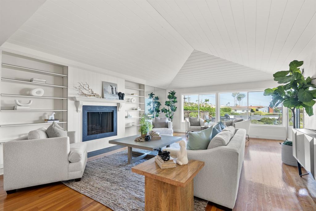 MLS #250029227SD img 0