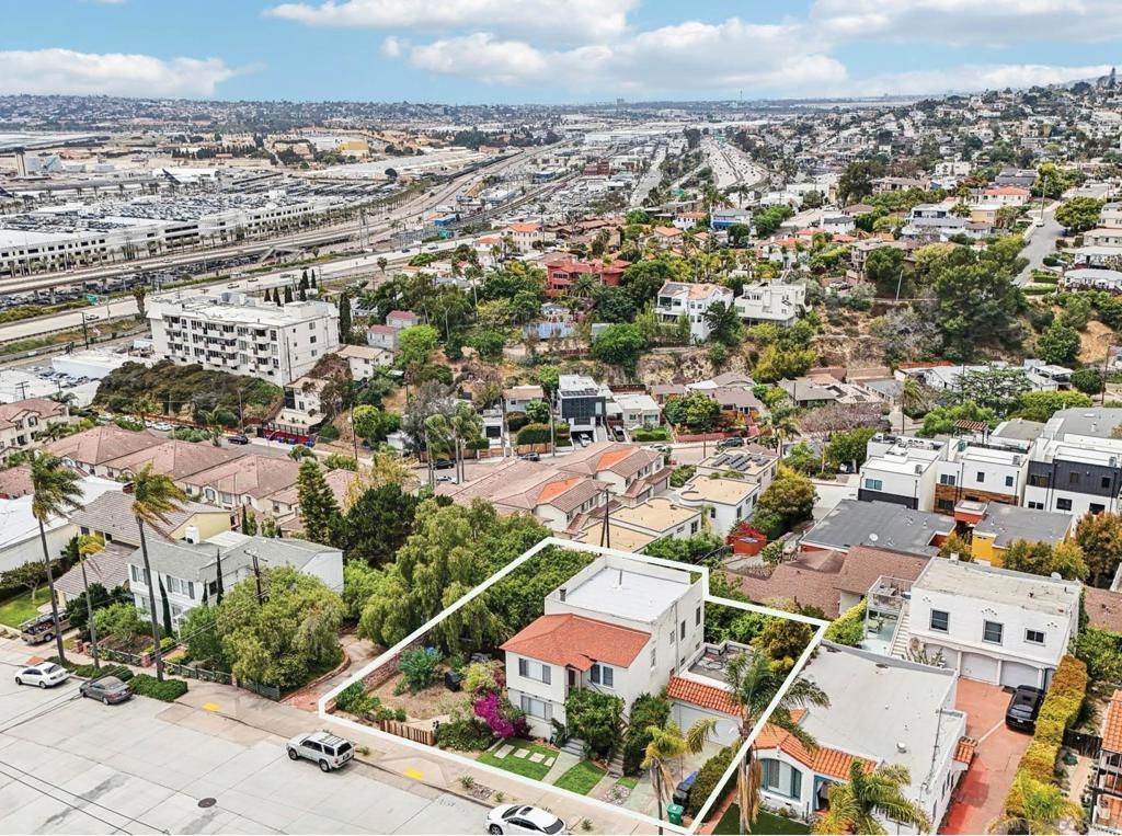 MLS #250030007SD img 0