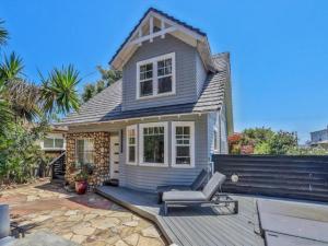 MLS #250030046SD image #0