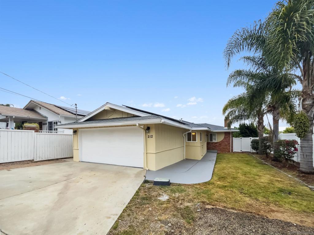 MLS #250030373SD img 0