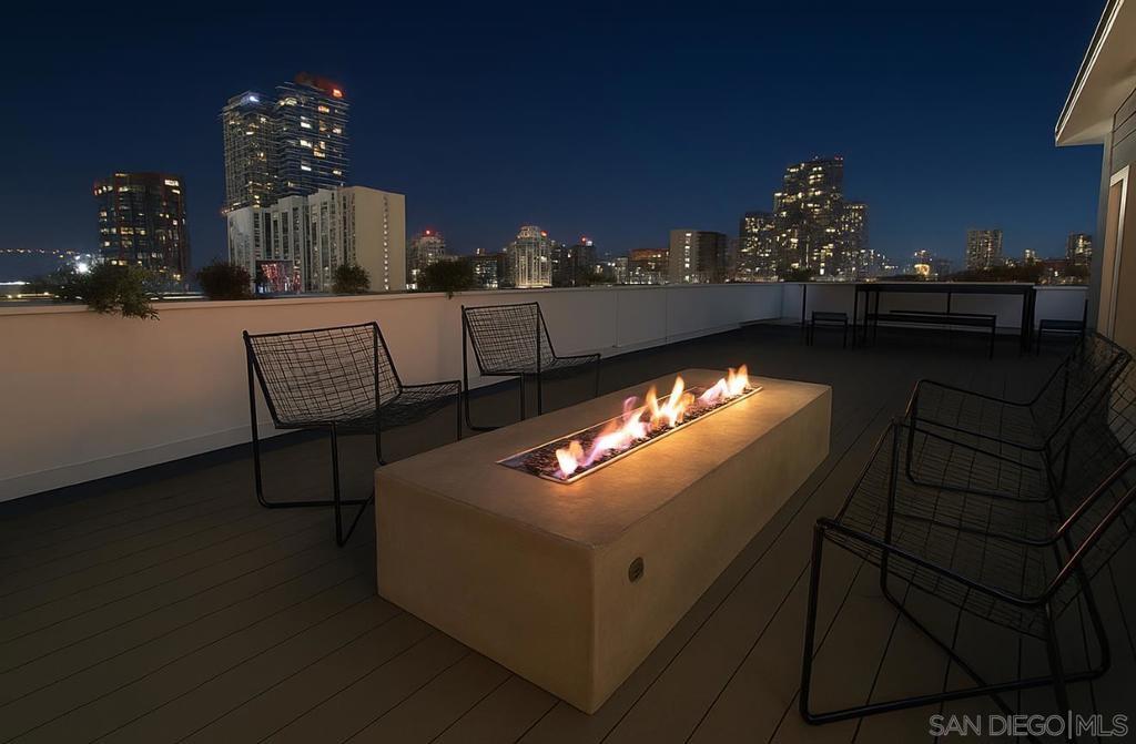 MLS #250030466SD img 0