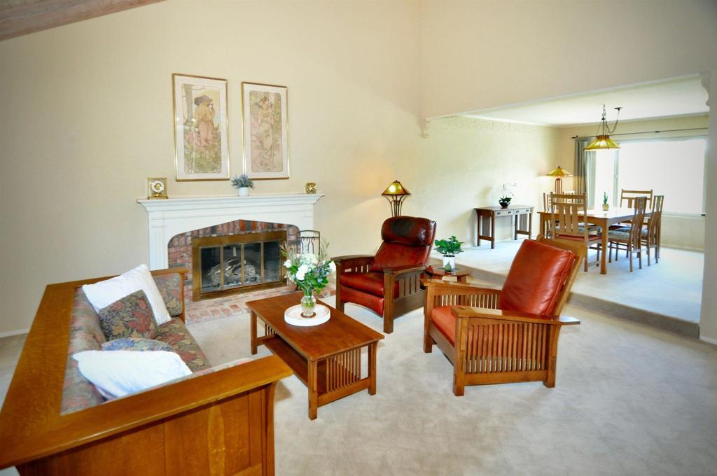 MLS #250030608SD img 0