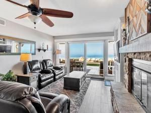 MLS #250030852SD image #0