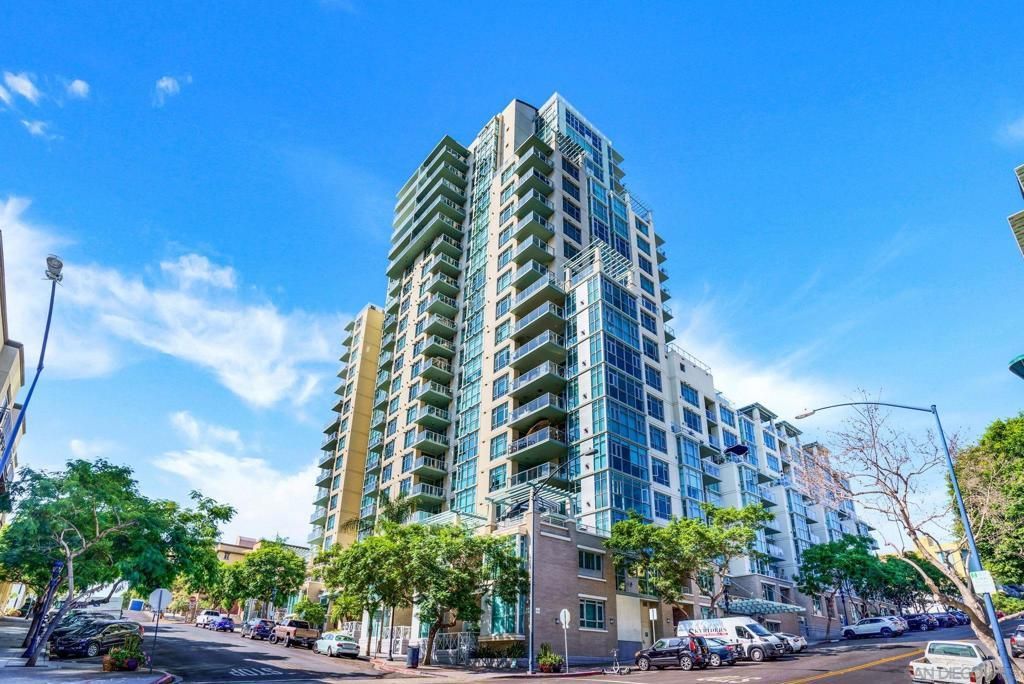 MLS #250031202SD image #0