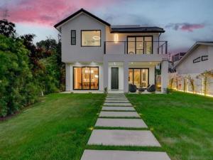 MLS #250031279SD image #0