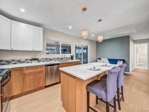 MLS #250031538SD image #0