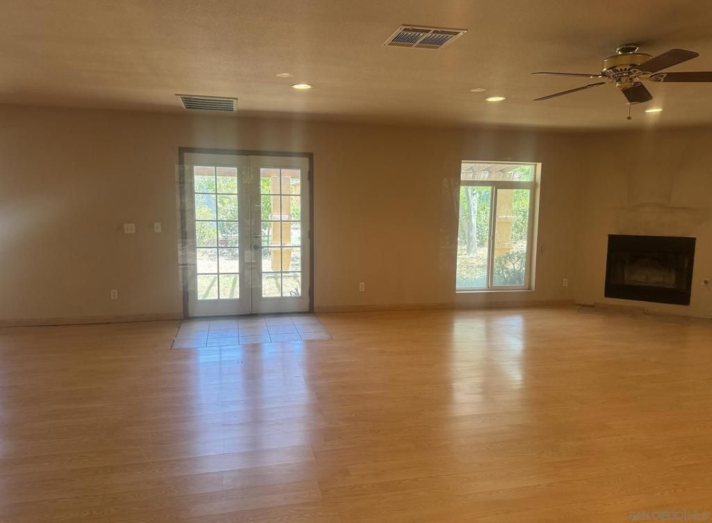 MLS #250031748SD image #0