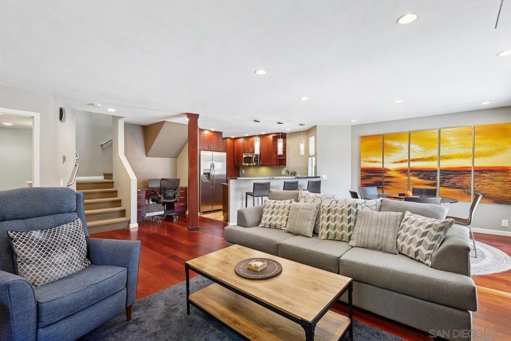 MLS #250031842SD img 0