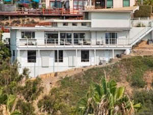 MLS #250032243SD image #0