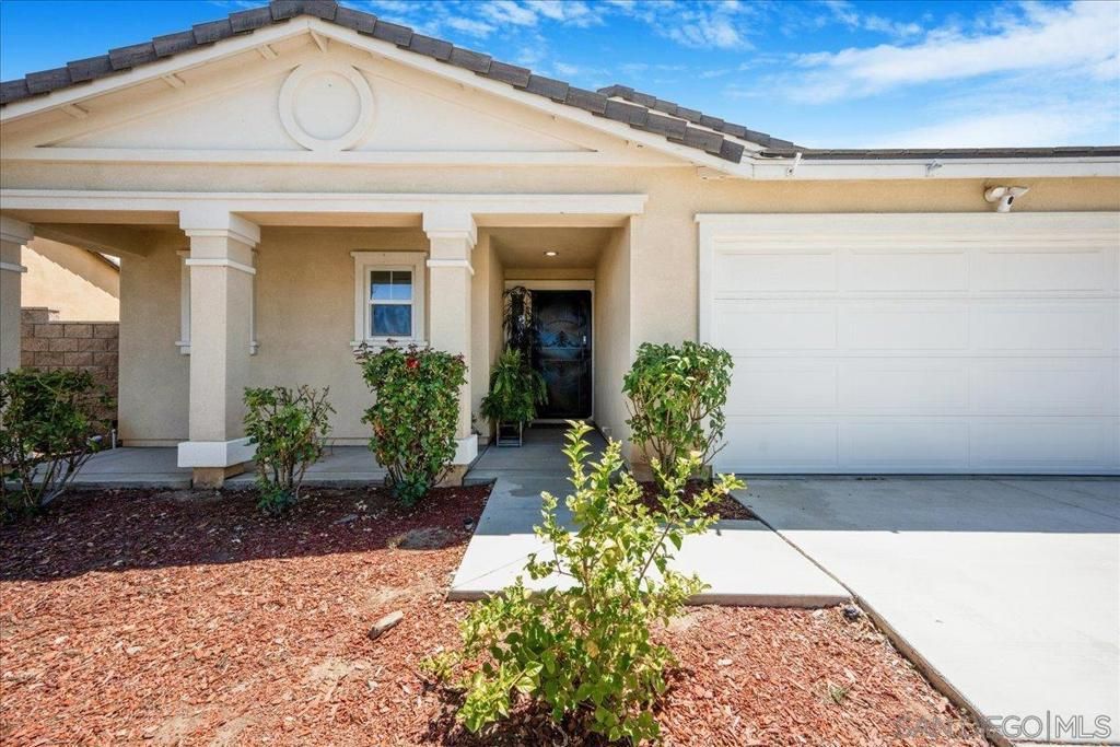 MLS #250032379SD image #0