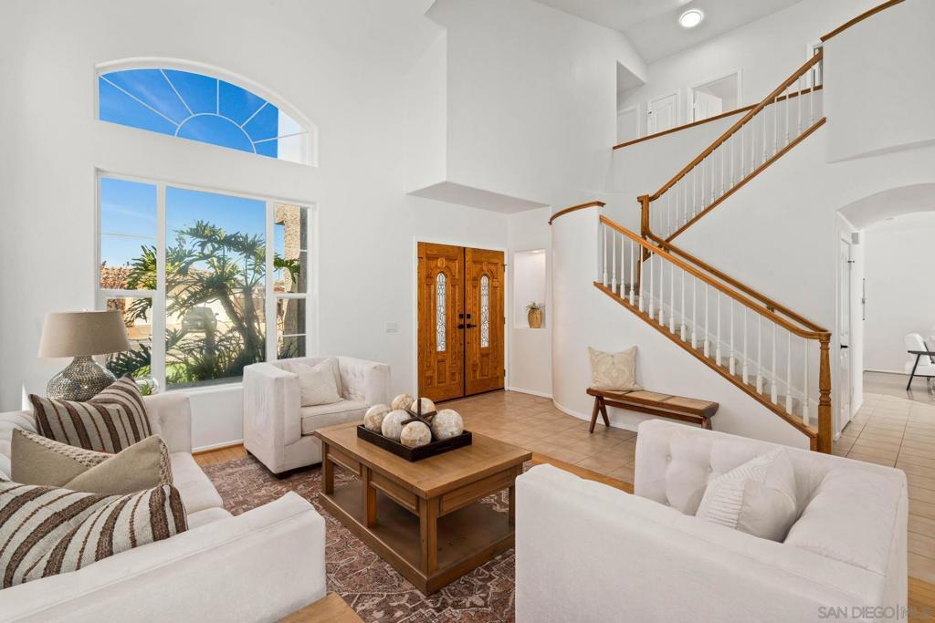 MLS #250032457SD img 0