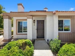 MLS #250033286SD image #0