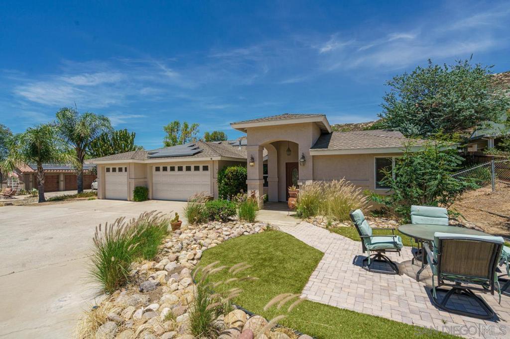 MLS #250033337SD image #0