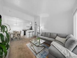 MLS #250033548SD image #0