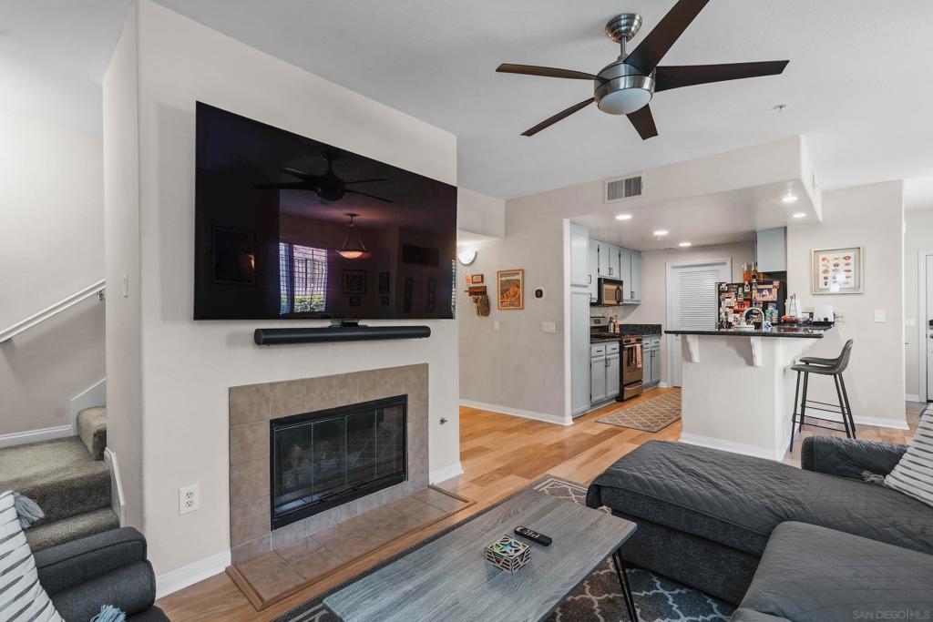 MLS #250033737SD img 0