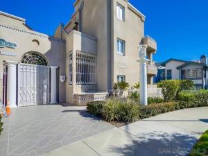 MLS #250033902SD image #0