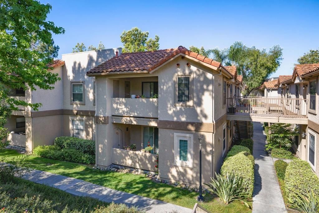 MLS #250033965SD img 0