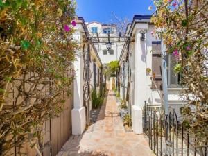 MLS #250034228SD image #0