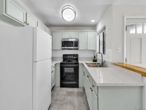 MLS #250034238SD image #0