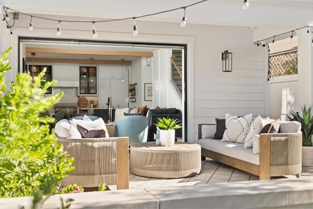 MLS #250034725SD img 0