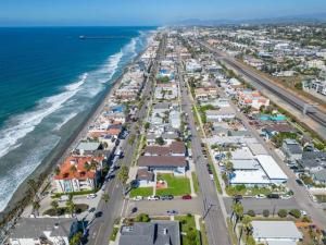 MLS #250025788SD image #0