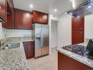 MLS #250034916SD image #0