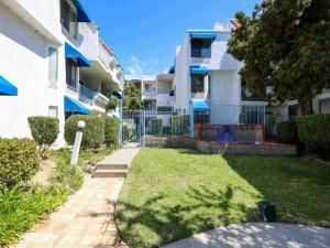 MLS #250035068SD image #0