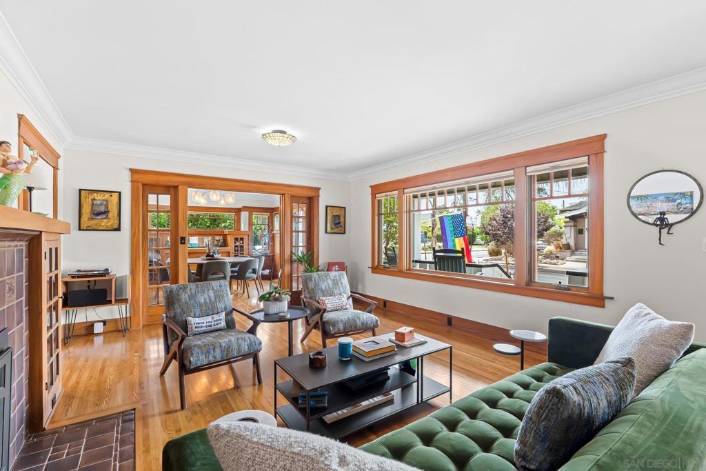 MLS #250035082SD img 0