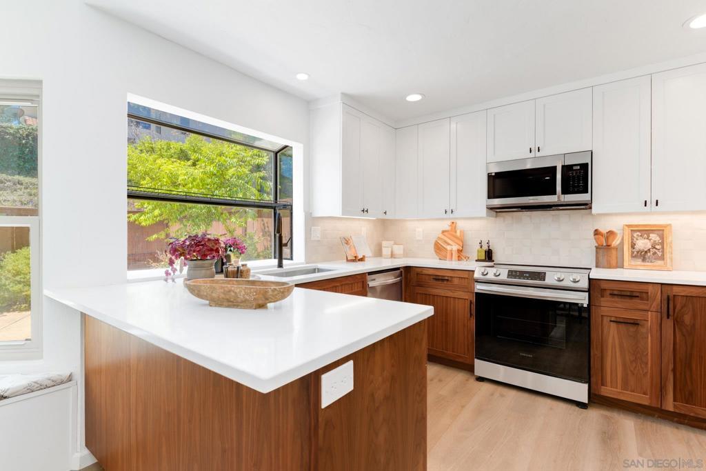 MLS #250035202SD image #0