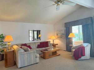 MLS #250035478SD image #0