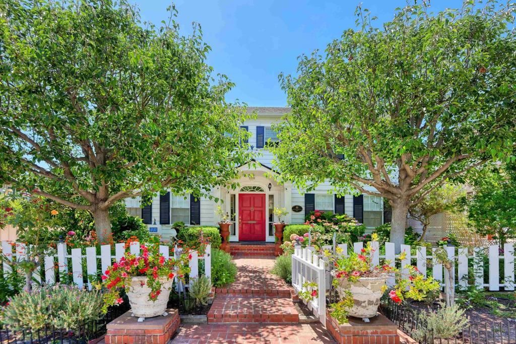 MLS #250035934SD image #0