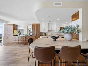 MLS #250035956SD image #0