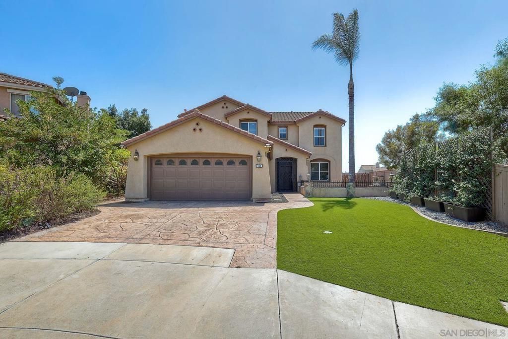 MLS #250036045SD img 0