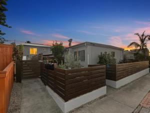 MLS #250036132SD image #0