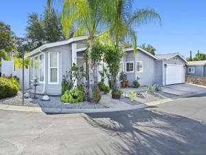 MLS #250036244SD image #0