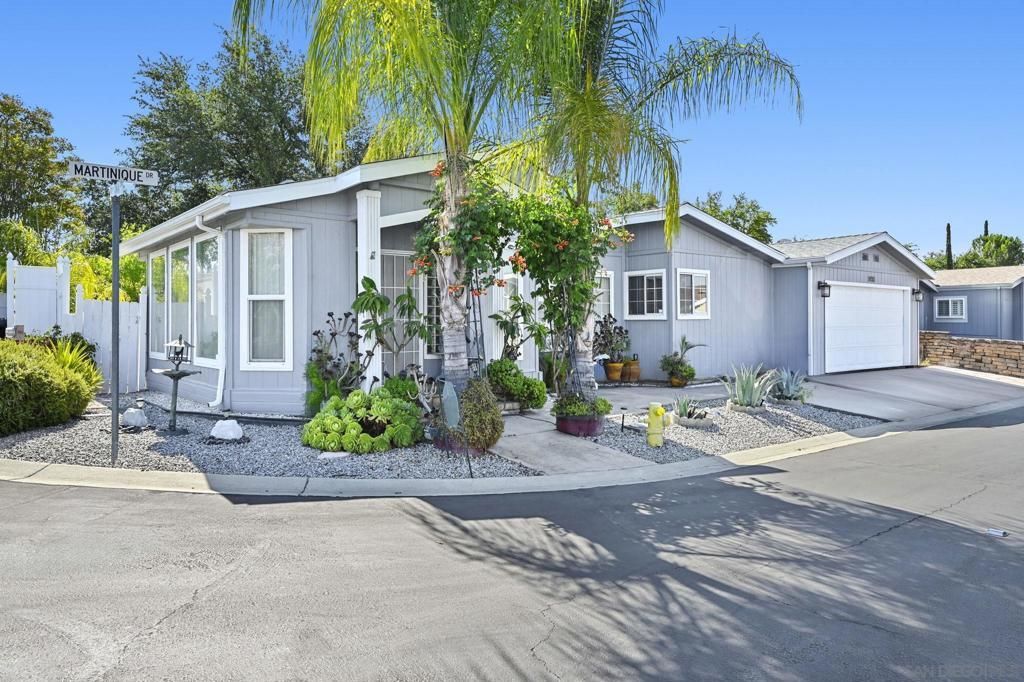 MLS #250036244SD image #0