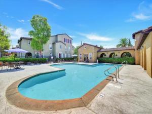 MLS #250036399SD image #0