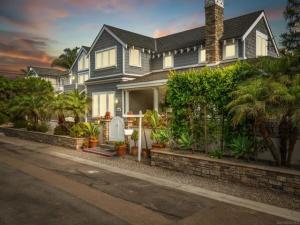 MLS #250036566SD image #0