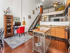 MLS #250036611SD image #0