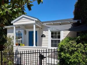 MLS #250036655SD image #0