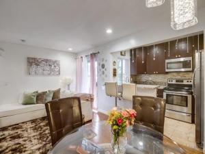 MLS #250035976SD image #0