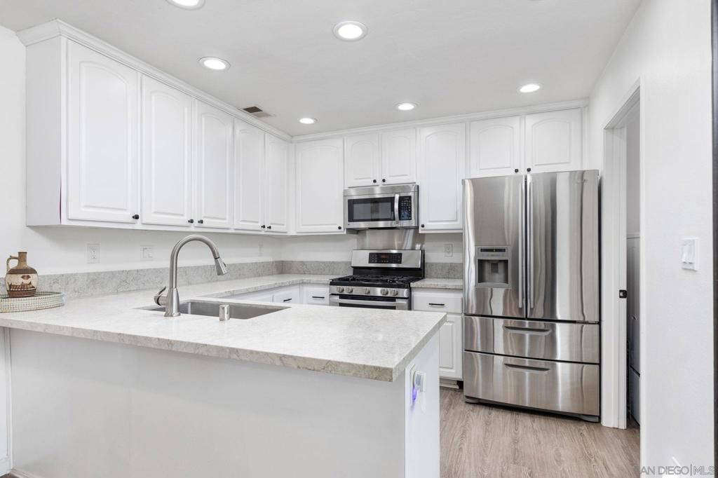 MLS #250036850SD image #0